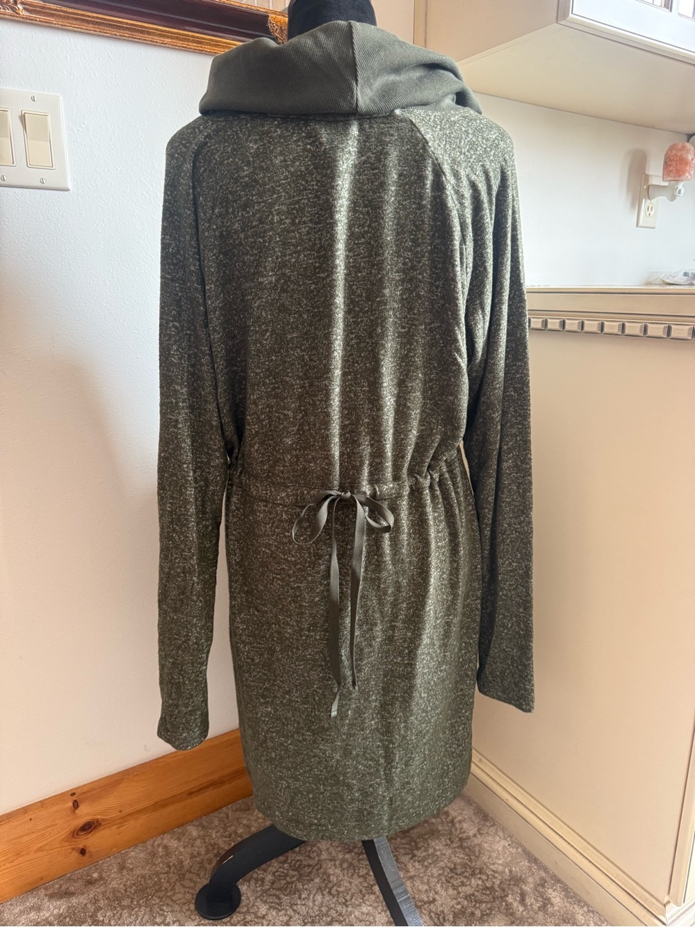 Olive Green Cowl Neck Long-Sleeve Dress CAbi Solace Size L - Picture 2 of 6